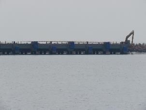 D:\码头检测\2019年码头检测\20190219湛江港徐闻港区南山作业区客货滚装码头工程实体检测\水上外观\IMG_6023.JPG